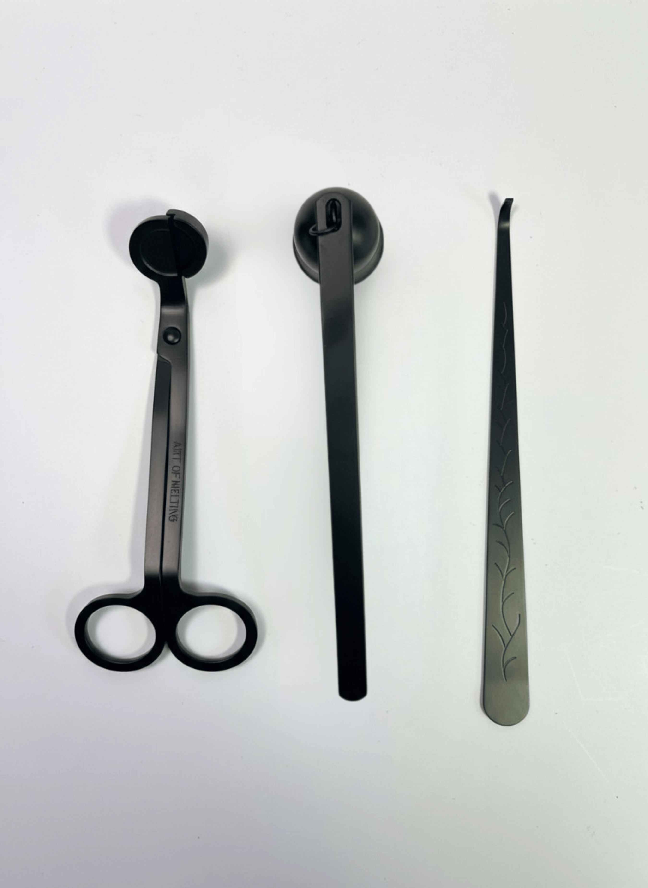 Луксозен комплект за подрязване на фитил и гасене на свещи черен