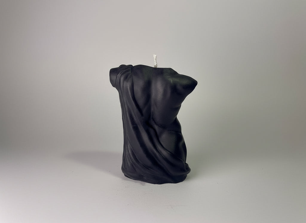 Ръчно изработена луксозна ароматна соева свещ ‘The Essence of Him"