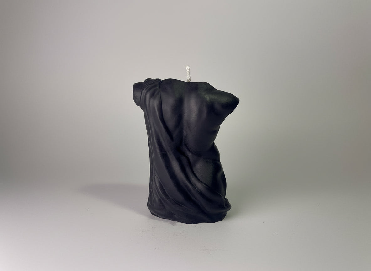 Ръчно изработена луксозна ароматна соева свещ ‘The Essence of Him"